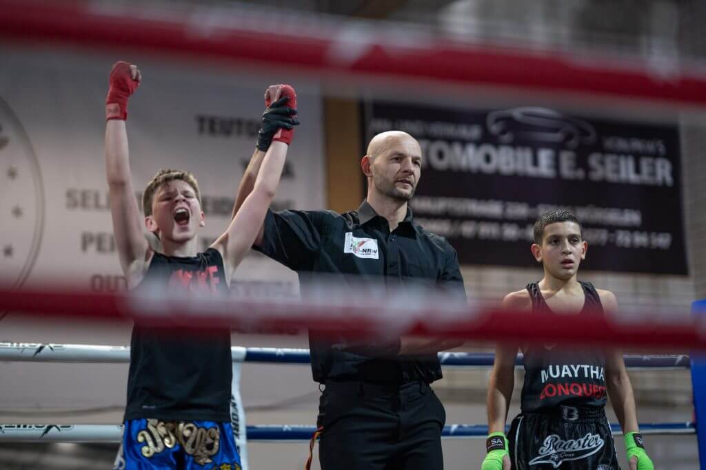 Siegerpose im Ring